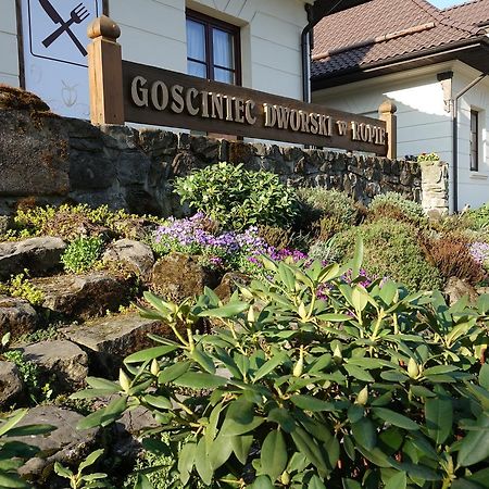 Gosciniec Dworski W Ropie - Pokoje Goscinne Ropa Buitenkant foto